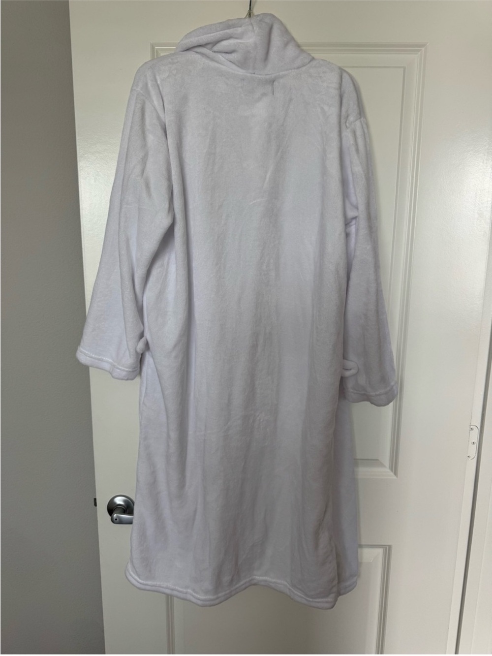 MONTBLANC UNISEX BATH ROBE - Picture 3 of 9